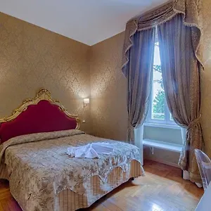 Domus Colosseo Hotel Roma